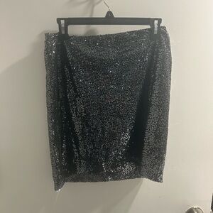 Tahari Black and Silver Sequin Mini Skirt